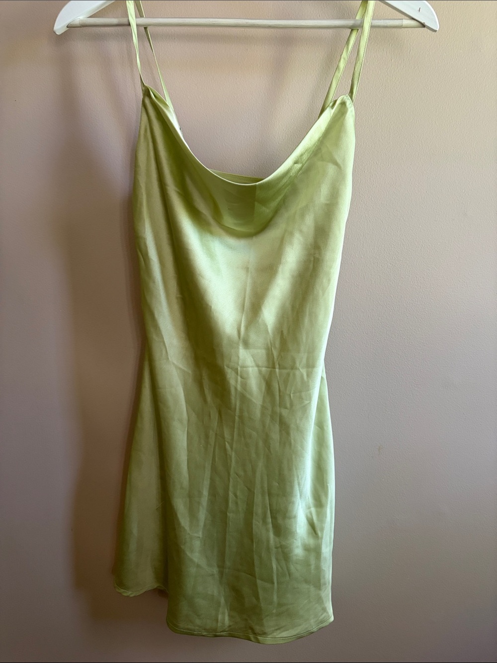 hollister mini dress pistachio satin size xs